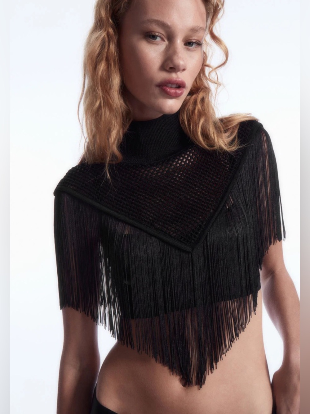 COS Fringed Open-knit Cape Top - Black - OS